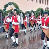 Wasserburger Schäffler begeistern Schnaitsee