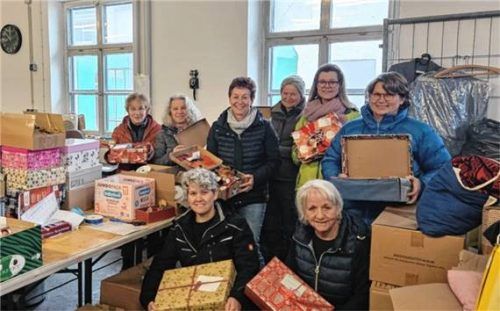 Weihnachtspäckchenaktion des Vereins „Tatendrang“.Foto  re