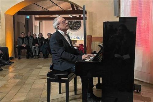 Wolfgang Brandner bei seinem Solo-Klavierkonzert in der Christuskirche.Foto  Kirchner