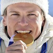 König Klaebo düpiert Konkurrenz