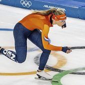 Glamour Girl mit Goldhoffnungen