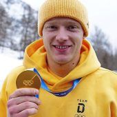 Langenhan drückt Merz weg