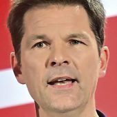 Chaotischer Kampf ums Rote Rathaus