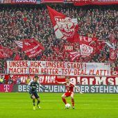 Streit um 60er-Ausbau: Plakate-Battle der Fankurven