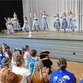 Buntes Treiben beim Kinderfasching der Narrengilde