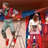 „Die dumme Augustine“ im Pfaffinger Gemeindesaal