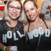 Hollywood mitten in Obing