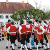 Schäffler danken für Kostüme