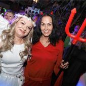 Die Ü30er feierten Rosenmontag im InnCarrée