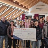 750 Euro an die Johanniter-Unfallhilfe übergeben