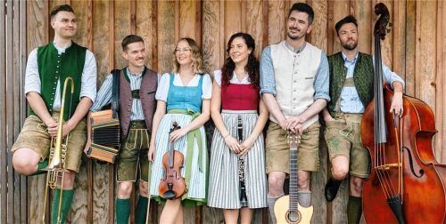 Auch die „Kellerstöcklmusi“ tritt bei den Wasserburger Volksmusiktagen auf.Foto re