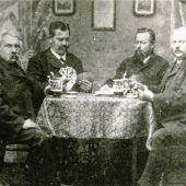 Lokales füllt sich mit Alltagsleben