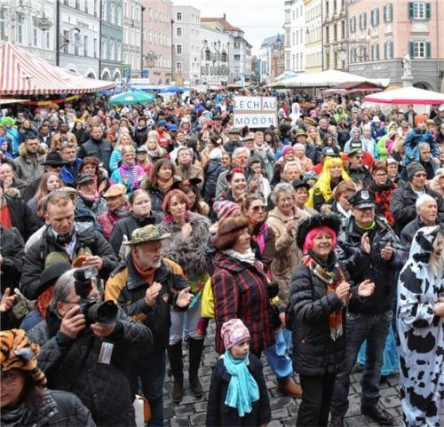 Auf dem Max-Josefs-Platz wird morgen gefeiert. Foto Schlecker