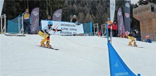 Ausgezeichnete Leistungen zeigten Zoe Jansing vom SC Schellenberg (links) und Ina Reichelmeir vom Kirchheimer SC am Unternberg in Ruhpolding.Foto Helmuth Wegscheider