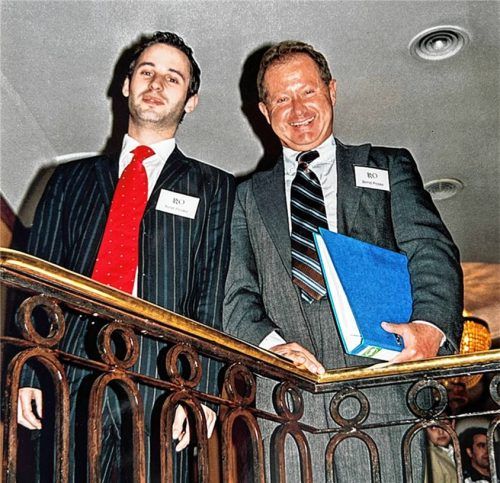 Bauten die Eventfirma über viele Jahre hinweg auf: René (links) und Bernd Proske. Fotos RE