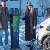 Ladesäule installiert