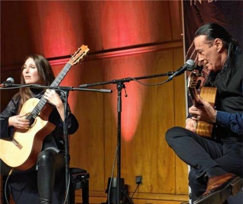 Das Duo Yuliya Lonskaya und Lulo Reinhardt bei den 25. Saitensprüngen.Foto afr