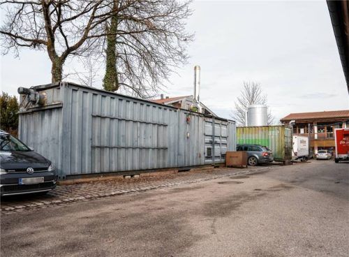 Das temporäre Heizwerk an der Schule.Foto kok