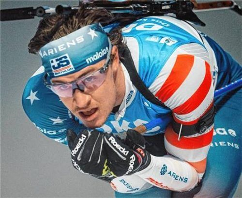 Das US-Biathlon-Team war zu Beginn der Olympia-Saison im Rimsting bei Maloja zur Einkleidung. Campbell Wright gilt als größter Hoffnungsträger. Foto Re/Imago