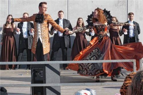 Der Auftritt des Bubaria-Prinzenpaares mit dem Walzer war ein Glanzlicht. Foto Sutherland