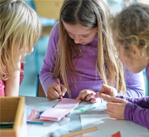 Der Gemeinderat in Bergen hat einstimmig beschlossen, die etablierte Mittagsbetreuung an der Grundschule beizubehalten und auszubauen.Foto Eder
