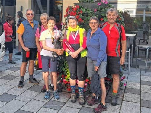 Der Radfahrverein unterwegs mit Bus und Rad.