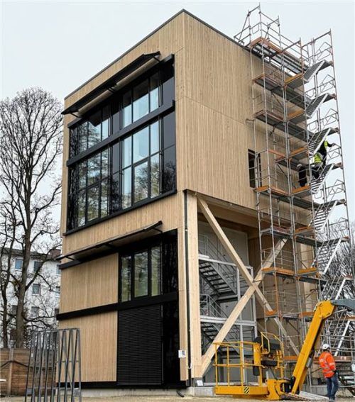 Die Außenschalung in Weißtanne: So ist die Fassade des neuen Technologieparks für die Technische Hochschule Rosenheim geplant. Foto Copyrights „Staatliches Bauamt Rosenheim“