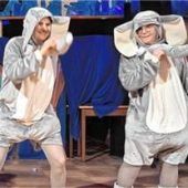 Zwerge und Männerballett begeistern