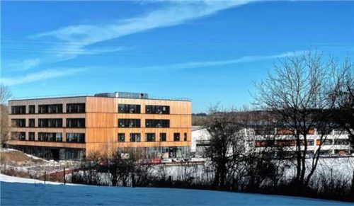 Die Fertigstellung der Mittelschule ist für 2026 geplant, die Grundschule mit Hort dann zwei Jahre später.Foto elk