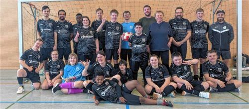 Die glücklichen Sieger.Foto Max Wurst