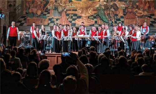 Die Jugendkapelle mit Michael Morgott (ganz links).Foto  Burlefinger