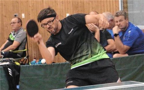 Die Leistungen von Alexander Schmidt in den Vorrundenspielen gaben den Ausschlag, dass der Bezirksligist SV Bruckmühl das Final-Four erreichte.Foto Gerhard Erlich