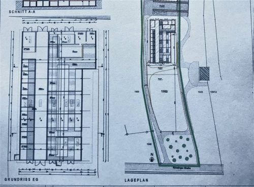 Die Planungsunterlagen zeigen im Detail, wie aus dem ehemaligen Kuhstall ein großer Pferdestall mit drei Boxen, Liegeflächen im Innenbereich kombiniert mit Offenstallhaltung entstehen soll. Foto Dachs
