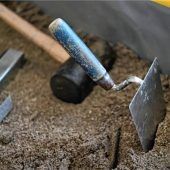 Rotstift bei den Außenanlagen