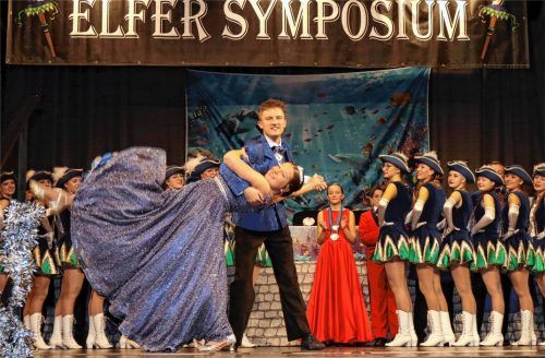 Ein absoluter Blickfang war erneut der Prinzenwalzer von Prinz Bastian I. und Prinzessin Marina I. Fotos Strim