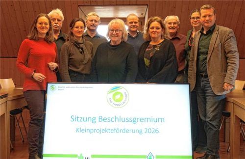 Gemeinsam für die Region: Das Beschlussgremium der Kleinprojekteförderung der ÖMR Glonn-Mangfalltal-Aying. Foto Feldkirchen-Westerham