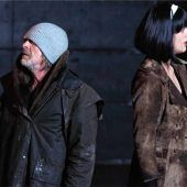 Im Irrsal der Einsamkeit erwachen imaginäre Gäste zum Leben