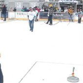 Großes Eisstockschießen-Finale in Prien