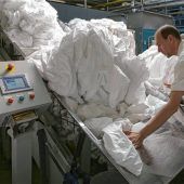 Am Sonntag bleibt die Wäsche schmutzig