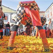 Obst, Puder & Kamellen: Fasching in Europa