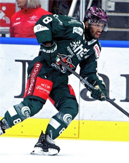 Lukas Laub läuft nach fast zwei Monaten wieder für die Starbulls Rosenheim in der DEL2 auf.Foto Hans-Jürgen Ziegler