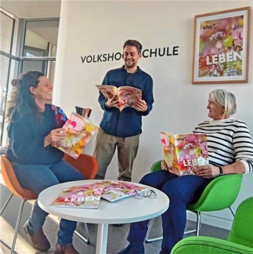 Macht gute Laune: das neue Programm der VHS. Foto VHS