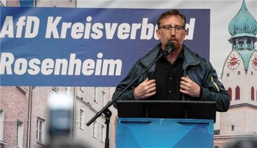 Mitglieder des offenen antifaschistischen Plenums (OAP) haben schwere Vorwürfe gegen AfD-Landtagsabgeordneten Andreas Winhart erhoben (Symbolbild). Foto Uwe Lein/picture alliance
