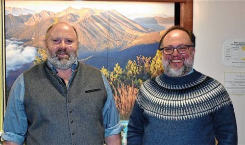 Schlechings Bürgermeister Josef Loferer (links) und Professor Dr. Frank Maas, der Leiter des Arbeitstreffens. Foto  Wunderlich