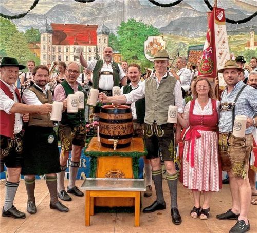 Schon beim Anstich herrschte beste Stimmung.