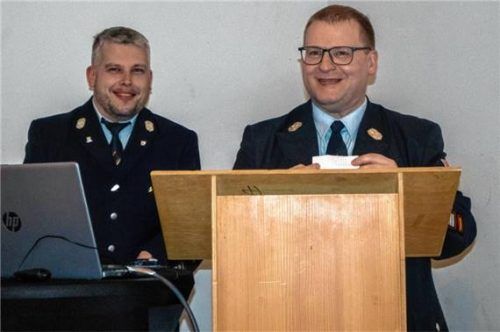 Sie stehen weitere sechs Jahre an der Front der Feuerwehr: Michael Marx (links) und Uli Murnauer. Foto Stache