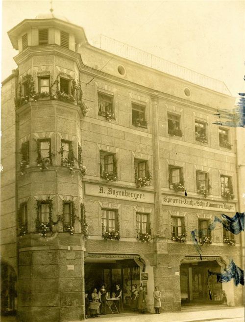 So sah das Kaufhaus Daxenberger am Stadtplatz 43 vor über 100 Jahren aus. Foto Stadtarchiv Mühldorf