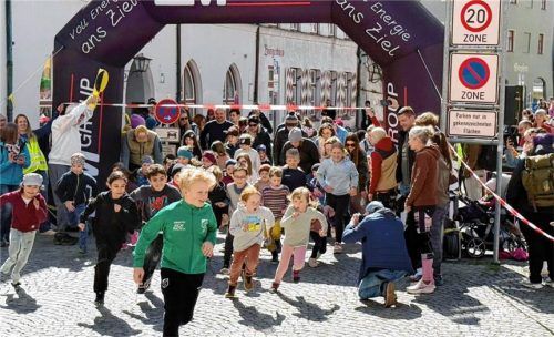 Start für den Zwergerllauf im vergangenen Jahr. Foto Kinderschutzbund Rosenheim