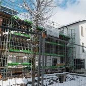 Günstige Möbel für neue Bücherei