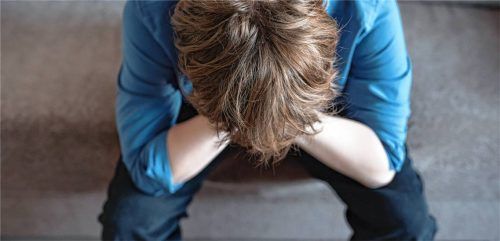 Trauer folgt einem eigenen Rhythmus.Foto IMAGO / Zoonar